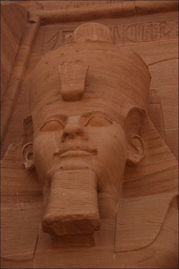 <i><b>Abu Simbel-063</b></i>